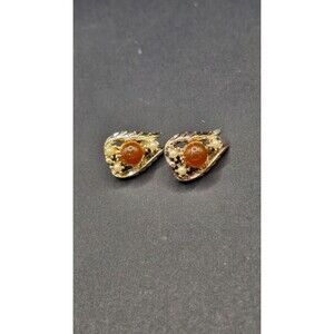 Vintage clip-on earrings Goldtone with Amber colored cabochon, faux pearls Leaf